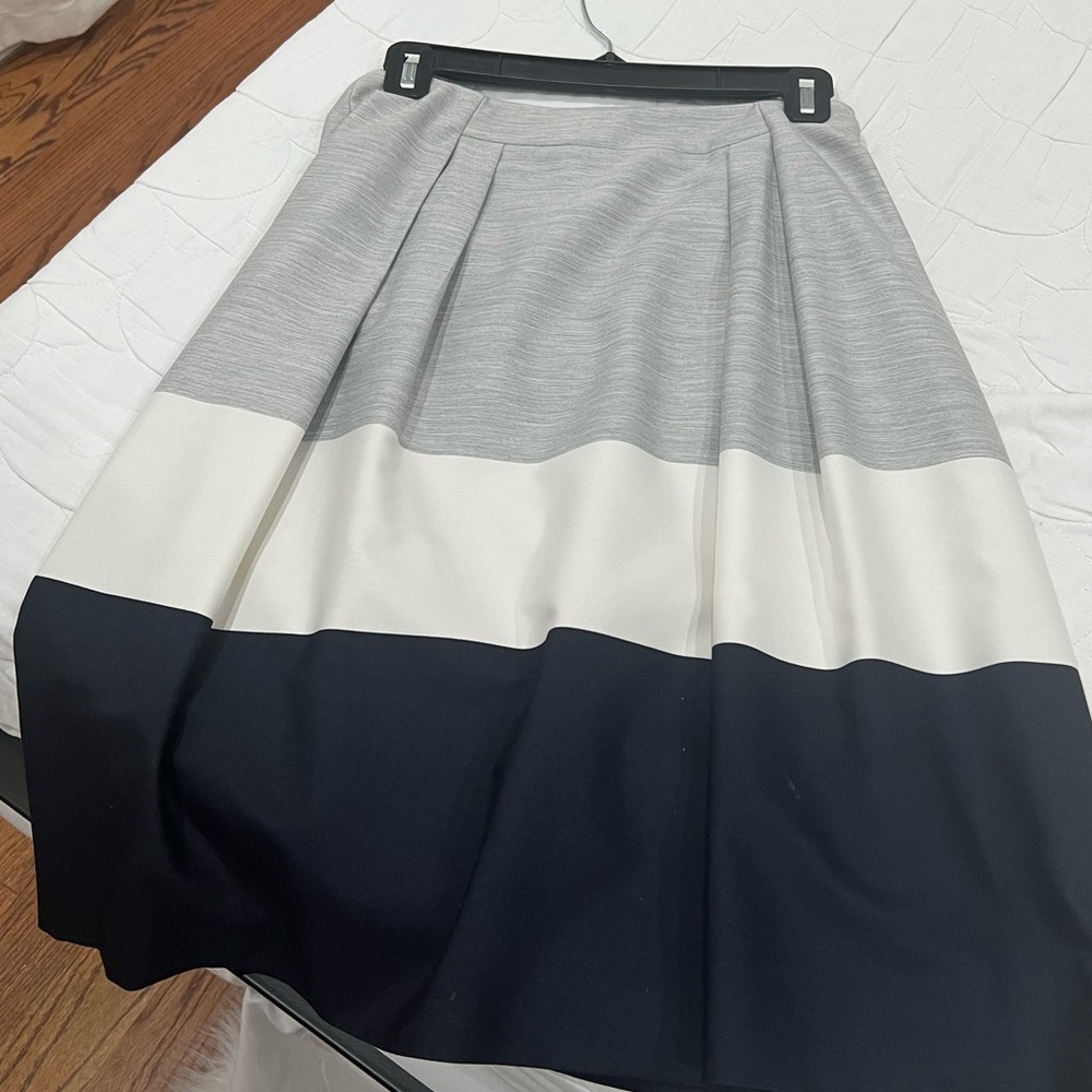 Hugo Boss Black Gray White Pleated Colorblock A-Line Skirt